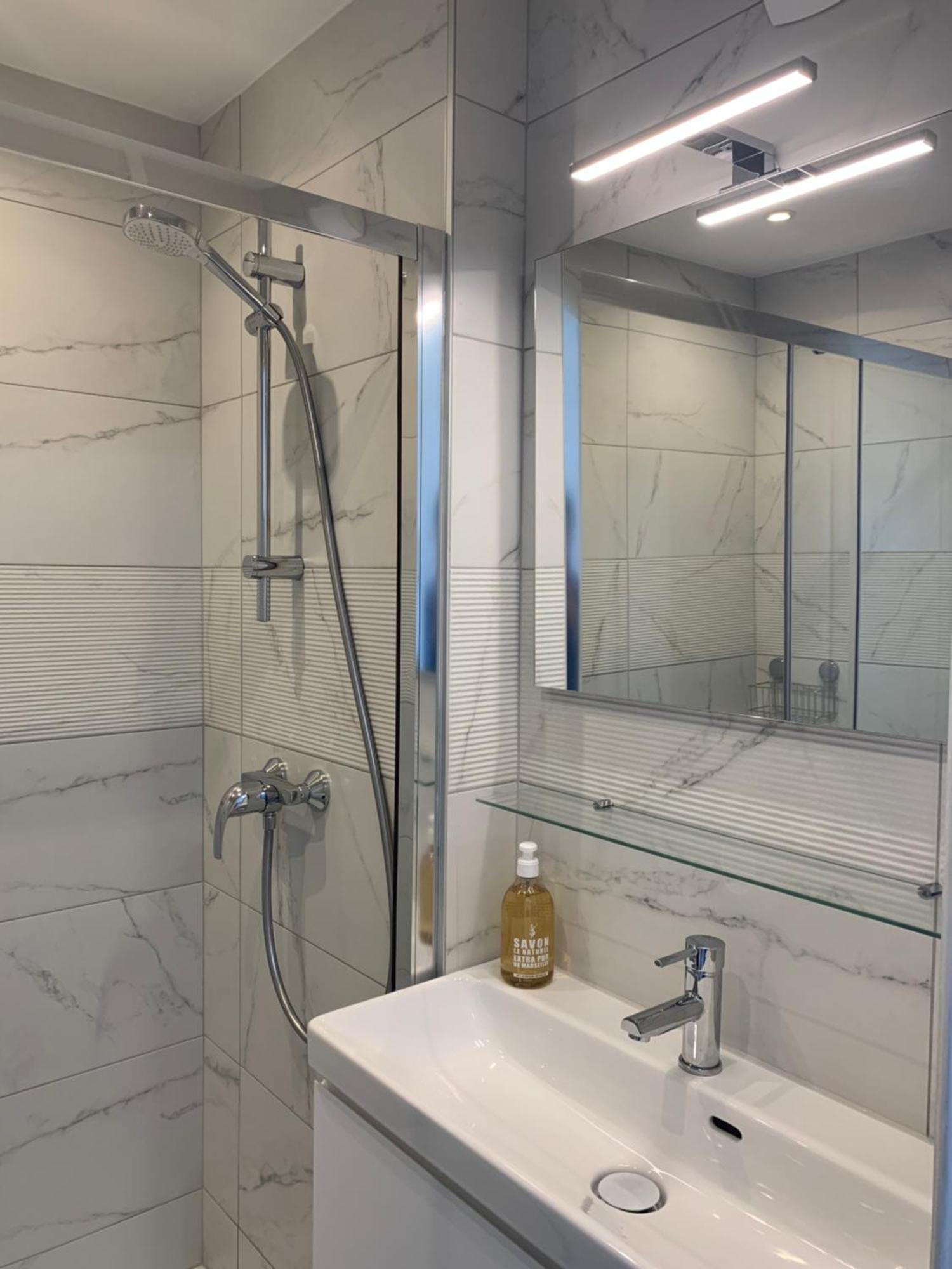 Appartement Cosy Proche Du Centre Annecy Luaran gambar
